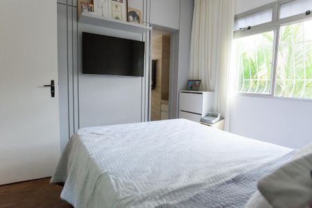 Apartamento à venda com 65m², 2 quartos e 1 vaga Apartamento à venda com 65m², 2 quartos e 1 vagasuite