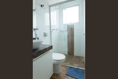 Apartamento à venda com 65m², 2 quartos e 1 vaga Apartamento à venda com 65m², 2 quartos e 1 vagaBanheiro Social