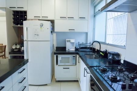 Apartamento à venda com 65m², 2 quartos e 1 vaga Apartamento à venda com 65m², 2 quartos e 1 vagaCozinha