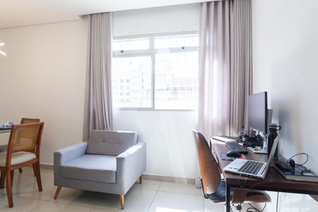 sala de apartamento à venda com 2 quartos, 65m² em Anchieta, Belo Horizonte