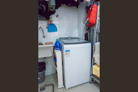 Apartamento à venda com 65m², 2 quartos e 1 vaga Apartamento à venda com 65m², 2 quartos e 1 vagaÁrea de Serviço