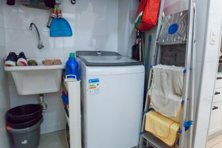 Apartamento à venda com 65m², 2 quartos e 1 vaga Apartamento à venda com 65m², 2 quartos e 1 vagaÁrea de Serviço