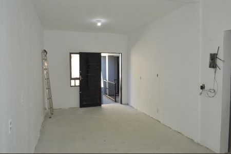 Sala de casa para alugar com 2 quartos, 80m² em Jardim Macedo, Ribeirão Preto