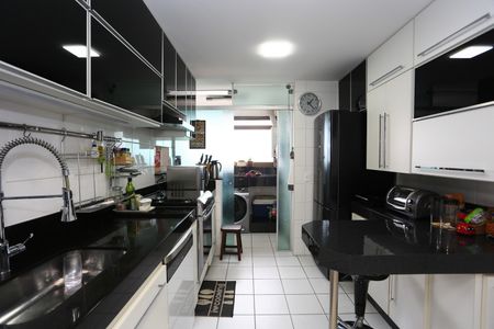 Apartamento à venda com 104m², 3 quartos e 6 vagascozinha