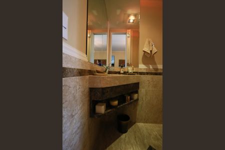 Apartamento à venda com 104m², 3 quartos e 6 vagasLavabo