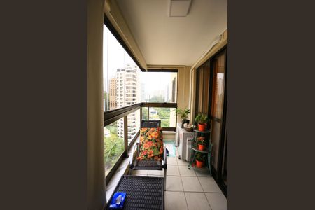 varanda de apartamento à venda com 3 quartos, 104m² em Vila Suzana, São Paulo