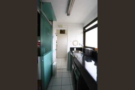 Apartamento à venda com 104m², 3 quartos e 6 vagasÁrea de Serviço