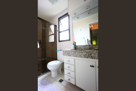 Apartamento à venda com 104m², 3 quartos e 6 vagasBanheiro da Suíte