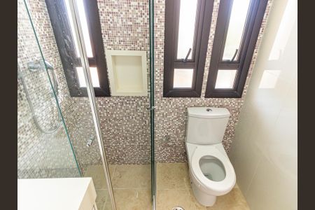 Apartamento à venda com 156m², 3 quartos e 3 vagas Apartamento à venda com 156m², 3 quartos e 3 vagasBanheiro da Suíte 2