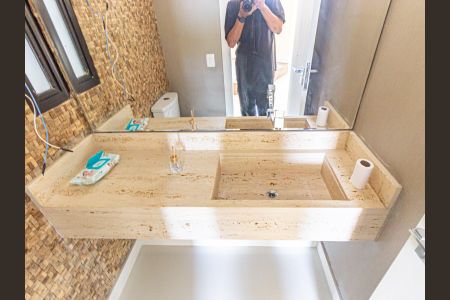 Apartamento à venda com 156m², 3 quartos e 3 vagas Apartamento à venda com 156m², 3 quartos e 3 vagasLavabo