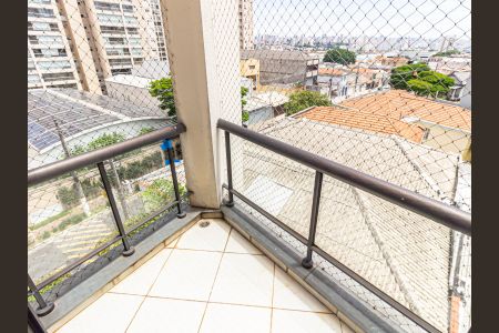 Apartamento à venda com 156m², 3 quartos e 3 vagas Apartamento à venda com 156m², 3 quartos e 3 vagasSuíte 1 - Varanda
