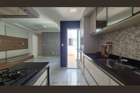 Apartamento à venda com 90m², 2 quartos e 2 vagas Apartamento à venda com 90m², 2 quartos e 2 vagasCozinha