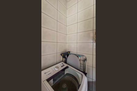 Casa à venda com 135m², 3 quartos e 2 vagas Casa à venda com 135m², 3 quartos e 2 vagasÁrea de Serviço