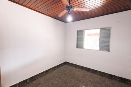 Quarto 1 de casa para alugar com 2 quartos, 100m² em Esplanada Santa Terezinha, Taubaté