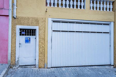 Casa para alugar com 30m², 1 quarto e sem vaga Casa para alugar com 30m², 1 quarto e sem vagaFachada