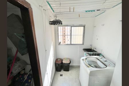 Apartamento à venda com 80m², 3 quartos e 1 vagaÁrea de Serviço