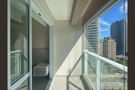 Studio para alugar com 26m², 1 quarto e sem vaga Studio para alugar com 26m², 1 quarto e sem vagaVaranda