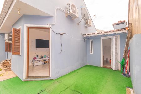 Casa de condomínio à venda com 42m², 2 quartos e 1 vagaGaragem