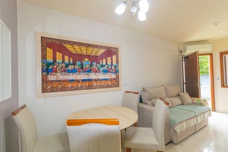 Casa de condomínio à venda com 42m², 2 quartos e 1 vagaSala