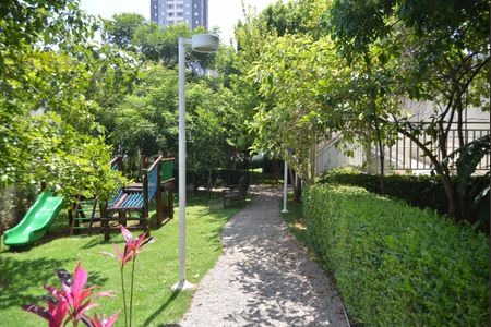 Apartamento para alugar com 37m², 1 quarto e 1 vagaÁrea comum - Playground