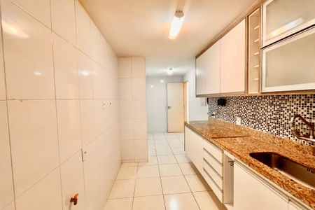 Apartamento à venda com 120m², 3 quartos e 1 vagaCOZINHA