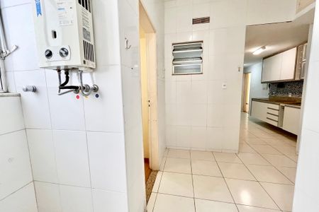 Apartamento à venda com 120m², 3 quartos e 1 vagaÁrea de Serviço