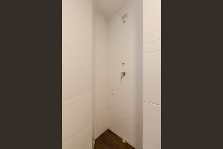 Apartamento para alugar com 64m², 2 quartos e 1 vaga Apartamento para alugar com 64m², 2 quartos e 1 vagaBanheiro da Suíte