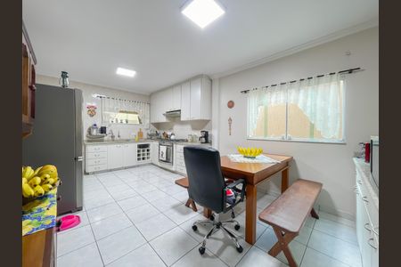 Casa à venda com 188m², 3 quartos e 3 vagasCozinha