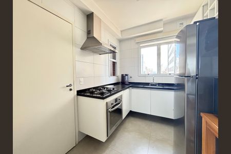 Apartamento à venda com 98m², 3 quartos e 2 vagas Apartamento à venda com 98m², 3 quartos e 2 vagasCozinha