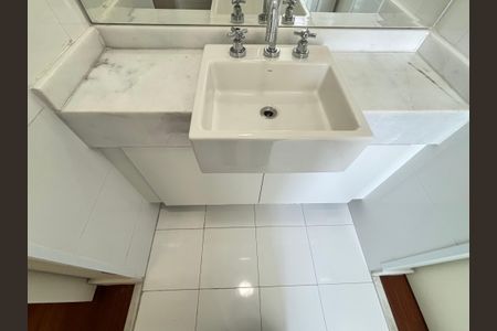 Apartamento à venda com 98m², 3 quartos e 2 vagas Apartamento à venda com 98m², 3 quartos e 2 vagasBanheiro
