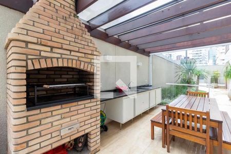 Apartamento à venda com 98m², 3 quartos e 2 vagas Apartamento à venda com 98m², 3 quartos e 2 vagasÁrea comum - Churrasqueira