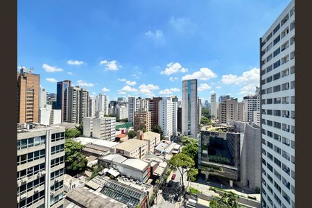 Apartamento à venda com 98m², 3 quartos e 2 vagas Apartamento à venda com 98m², 3 quartos e 2 vagasSuíte vista