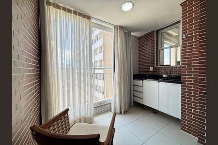Sala de apartamento à venda com 3 quartos, 98m² em Itaim Bibi, São Paulo