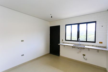Casa de condomínio à venda com 175m², 3 quartos e 4 vagas Casa de condomínio à venda com 175m², 3 quartos e 4 vagascozinha
