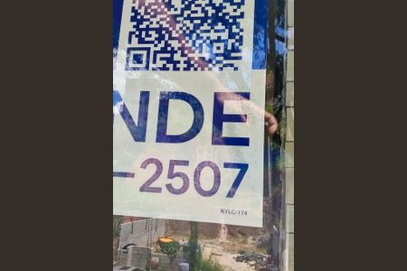 Casa de condomínio à venda com 175m², 3 quartos e 4 vagas Casa de condomínio à venda com 175m², 3 quartos e 4 vagasplaca cod KYLC-174