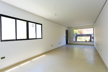 Sala  de casa de condomínio à venda com 3 quartos, 175m² em Cidade Intercap, Taboão da Serra