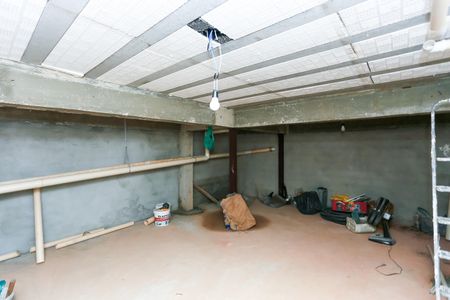 Casa de condomínio à venda com 175m², 3 quartos e 4 vagas Casa de condomínio à venda com 175m², 3 quartos e 4 vagasporão