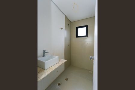 Casa de condomínio à venda com 175m², 3 quartos e 4 vagas Casa de condomínio à venda com 175m², 3 quartos e 4 vagasBanheiro da Suíte