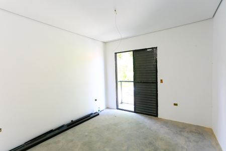 Casa de condomínio à venda com 175m², 3 quartos e 4 vagas Casa de condomínio à venda com 175m², 3 quartos e 4 vagassuíte