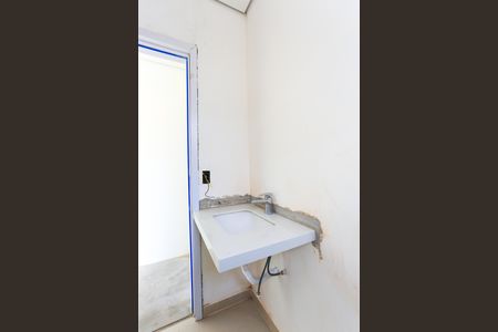 Casa de condomínio à venda com 175m², 3 quartos e 4 vagas Casa de condomínio à venda com 175m², 3 quartos e 4 vagasBanheiro