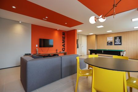 Apartamento para alugar com 38m², 2 quartos e 1 vaga Apartamento para alugar com 38m², 2 quartos e 1 vagaÁrea comum - Salão de jogos