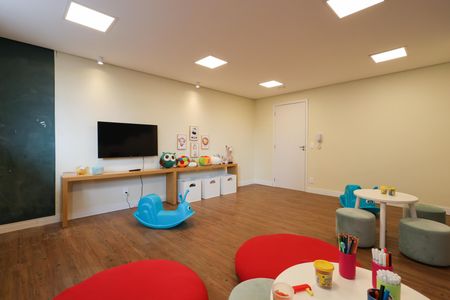 Apartamento para alugar com 38m², 2 quartos e 1 vaga Apartamento para alugar com 38m², 2 quartos e 1 vagaÁrea comum - Brinquedoteca