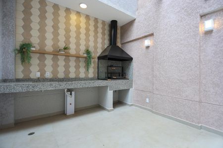 Apartamento para alugar com 38m², 2 quartos e 1 vaga Apartamento para alugar com 38m², 2 quartos e 1 vagaÁrea comum - Churrasqueira 2