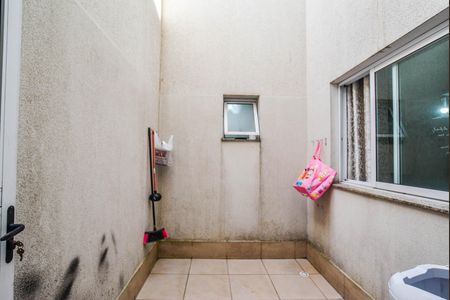 Apartamento à venda com 75m², 2 quartos e 1 vaga Apartamento à venda com 75m², 2 quartos e 1 vagaÁrea de Serviço