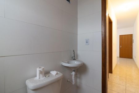 Apartamento para alugar com 42m², 2 quartos e sem vagaBanheiro