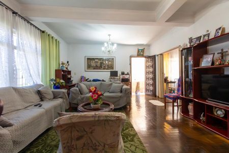 Sala de casa à venda com 5 quartos, 500m² em Vila Nhocuné, São Paulo