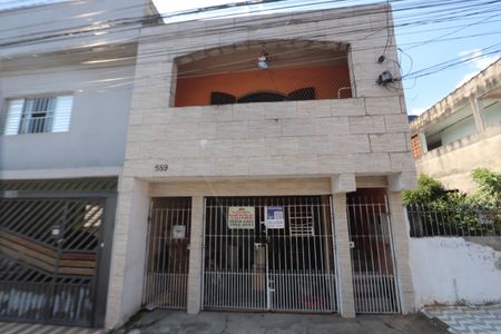 Casa para alugar com 80m², 2 quartos e sem vagaFachada