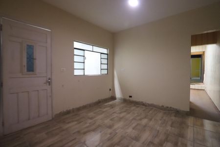 Sala de casa para alugar com 2 quartos, 80m² em Parque Sao Rafael, São Paulo
