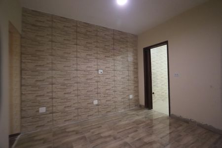 Sala de casa para alugar com 2 quartos, 80m² em Parque Sao Rafael, São Paulo