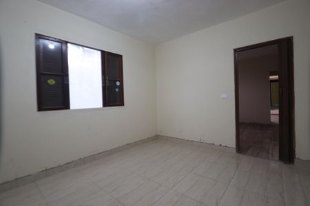 Quarto 1 de casa para alugar com 2 quartos, 80m² em Parque Sao Rafael, São Paulo